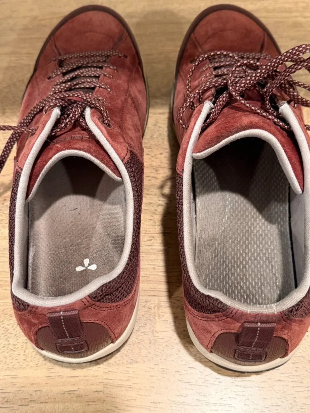 Dansko Waterproof Vibram Hiking Shoes Burgundy Brown Women's Size 40 US 9.5 - Picture 4 of 9